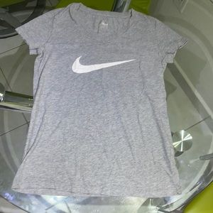Gray y t- shirt